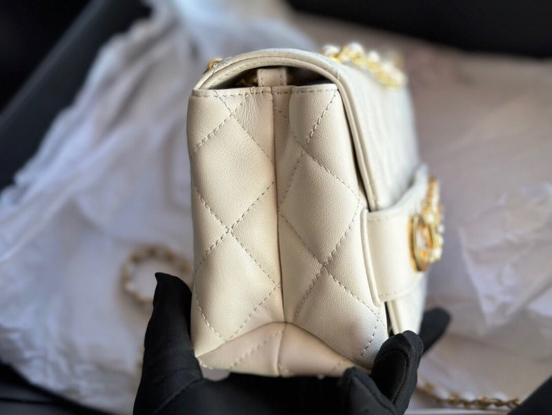 Luxe Touch Bags 

 -  Bags - 2751