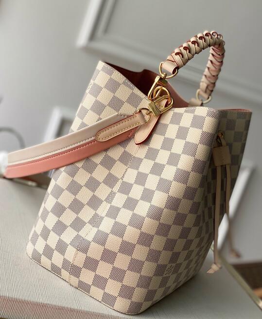 Luxe Touch Bags -   3165