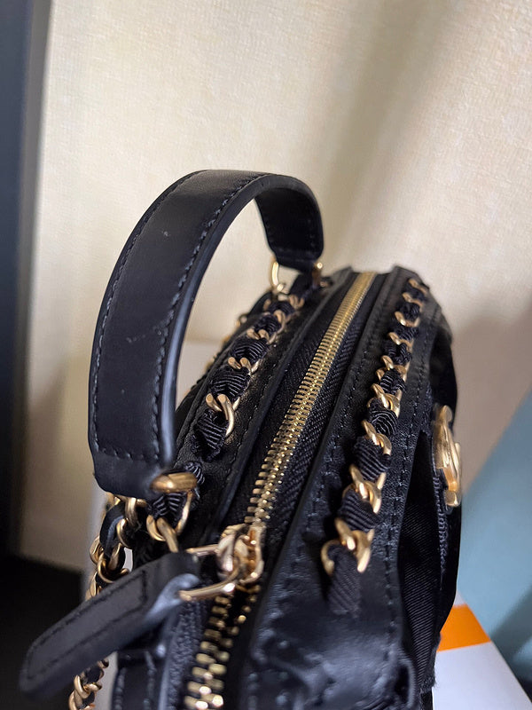 Luxe Touch Bags 

 -  Bags - 3235