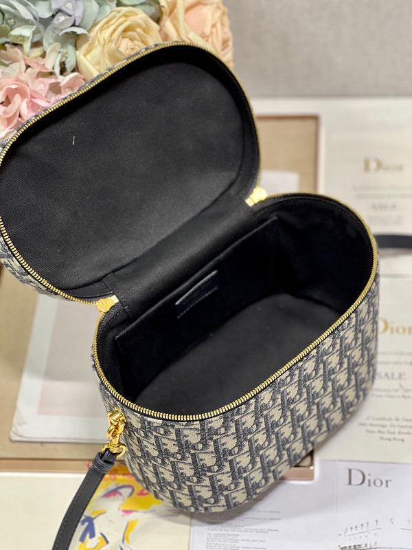 LTB - Luxe Touch Bags - 135