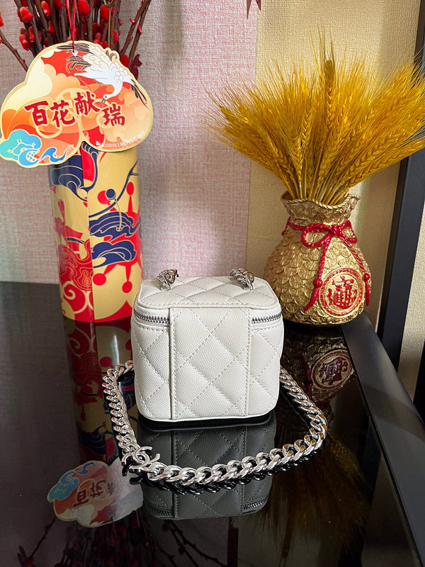 Luxe Touch Bags 

 -  Bags - 3145