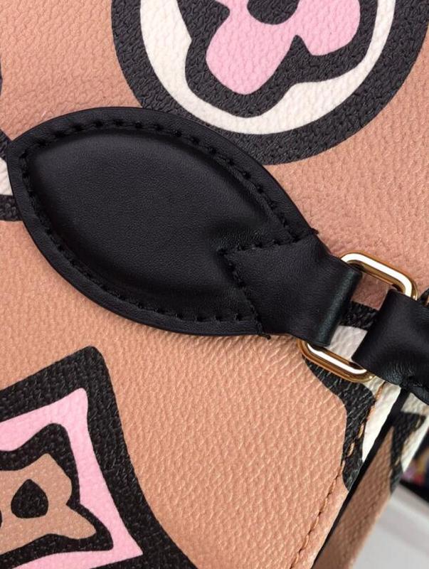 Luxe Touch Bags -   2192