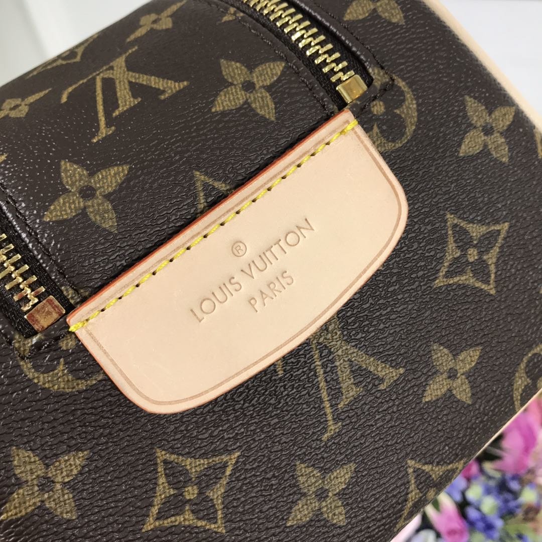 Luxe Touch Bags