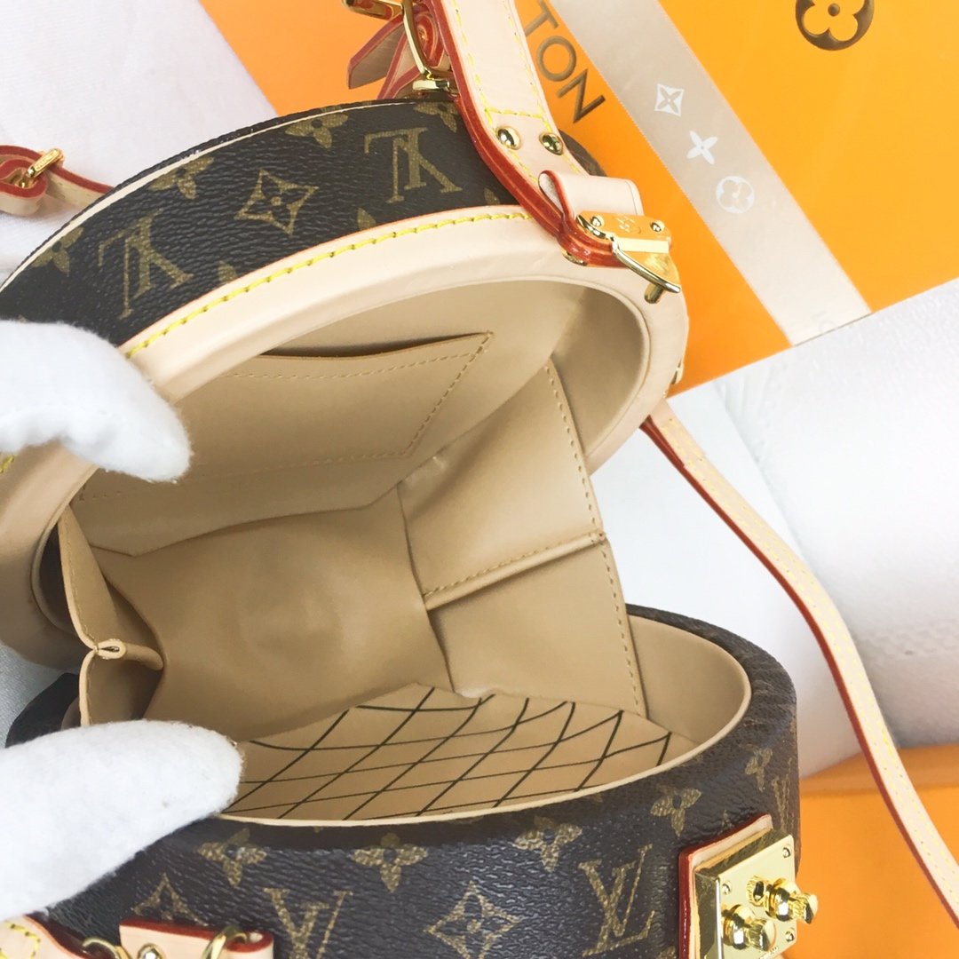 Luxe Touch Bags
