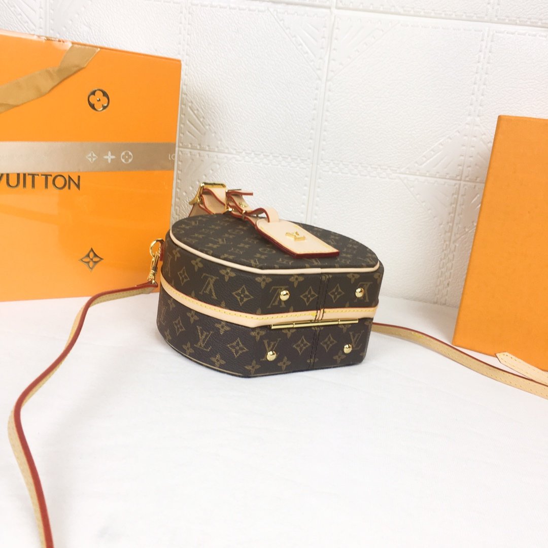 Luxe Touch Bags