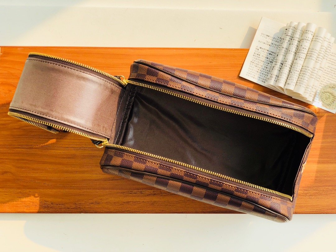 Luxe Touch Bags