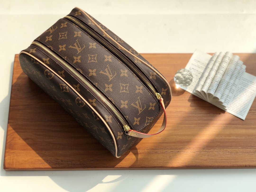 Luxe Touch Bags