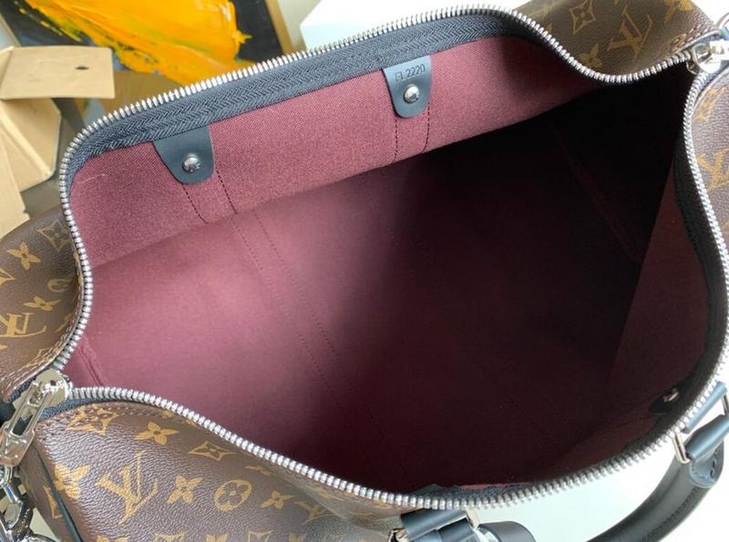 Luxe Touch Bags -   2617