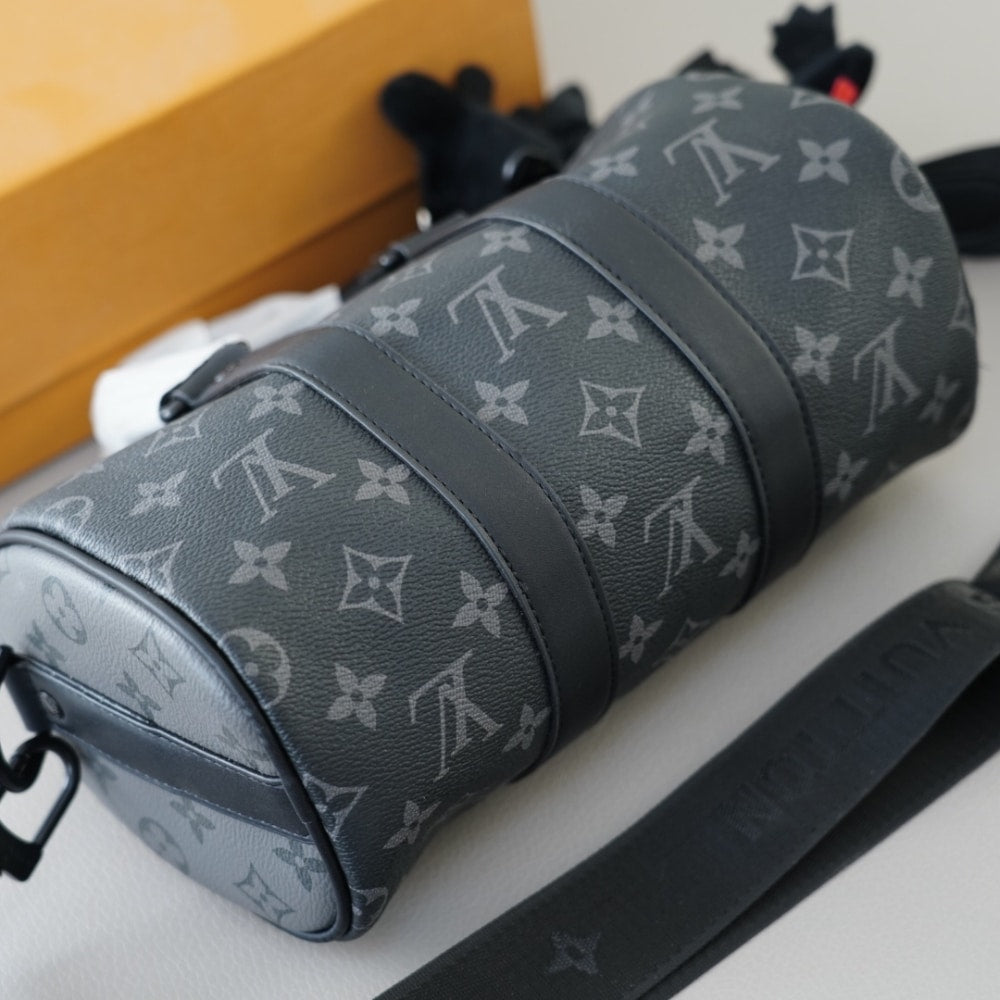 LV KEEPALL BANDOULIÈRE 25 MONOGRAM ECLIPSE BLACK 24CM M46271