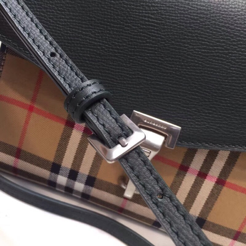 Luxe Touch Fashion -BBR Bags - 1588