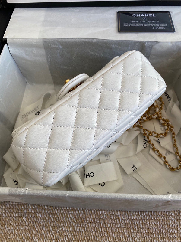 Luxe Touch Bags 

 -  Bags - 3479
