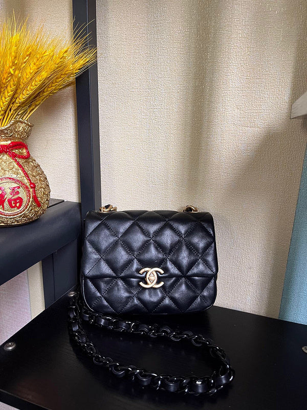 Luxe Touch Bags 

 -  Bags - 3343