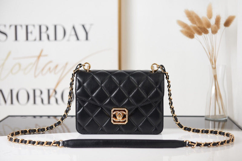 Luxe Touch Bags 

 -  Bags - 3455