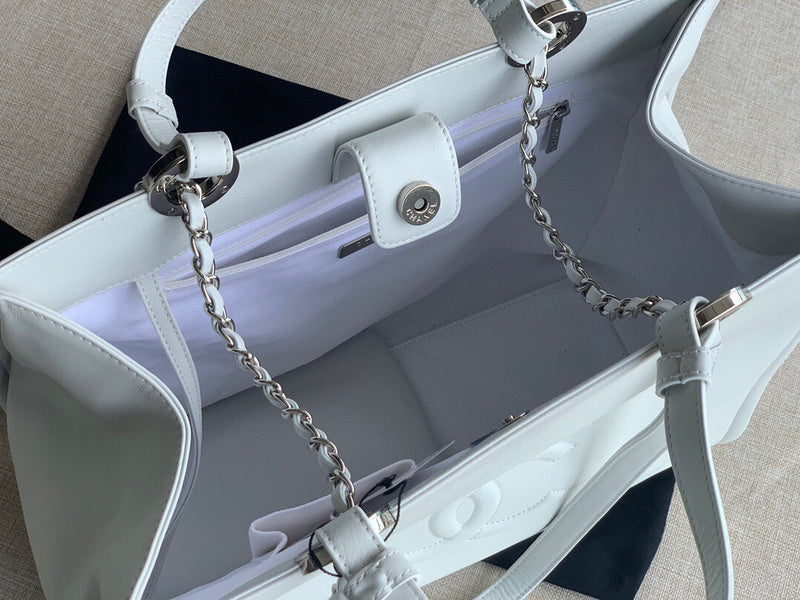 Luxe Touch Bags 

 -  Bags - 2973