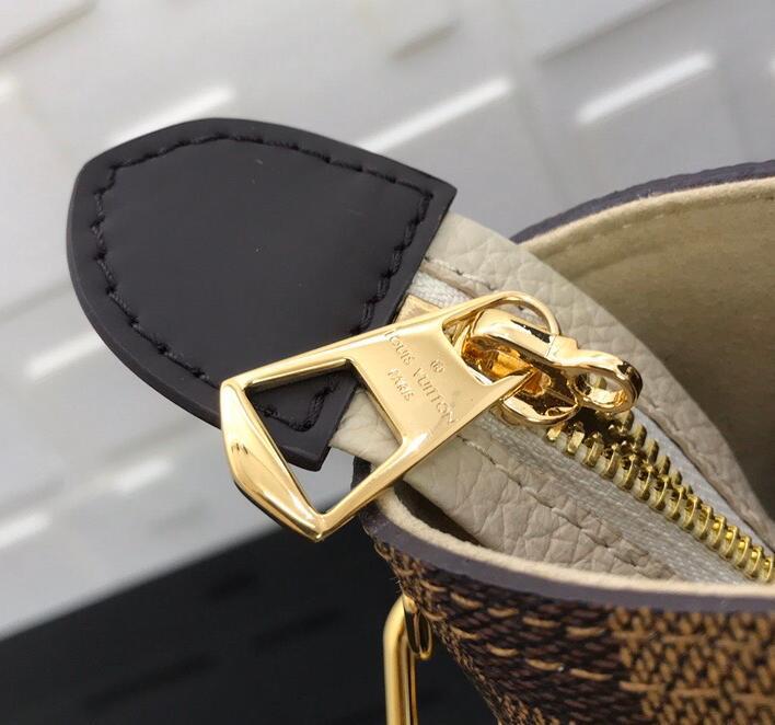 Luxe Touch Bags -   3030