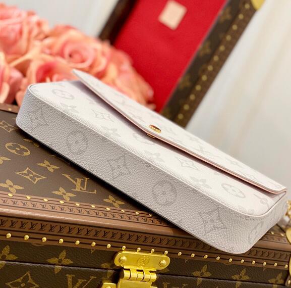 Luxe Touch Bags -   2962