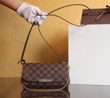 Luxe Touch Bags -   2282