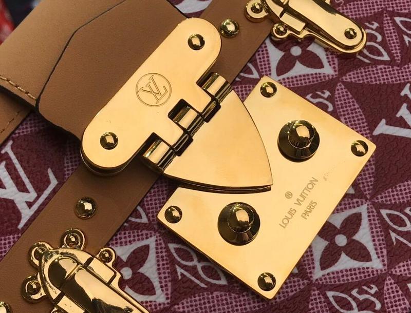 Luxe Touch Bags -   2718