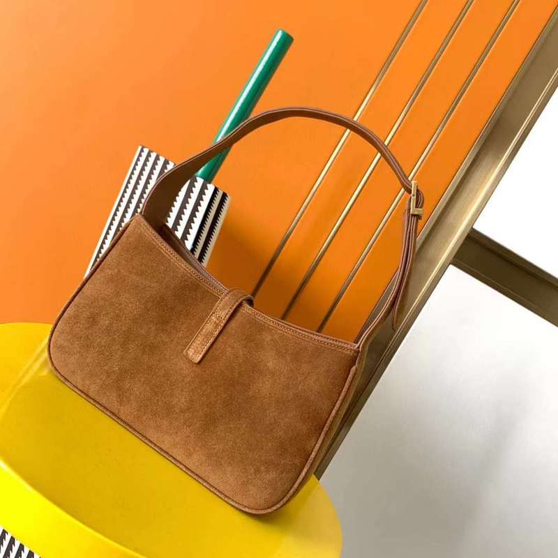 Luxe Touch - SLY Bags 484