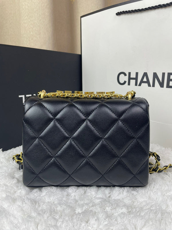 Luxe Touch Bags 

 -  Bags - 3152