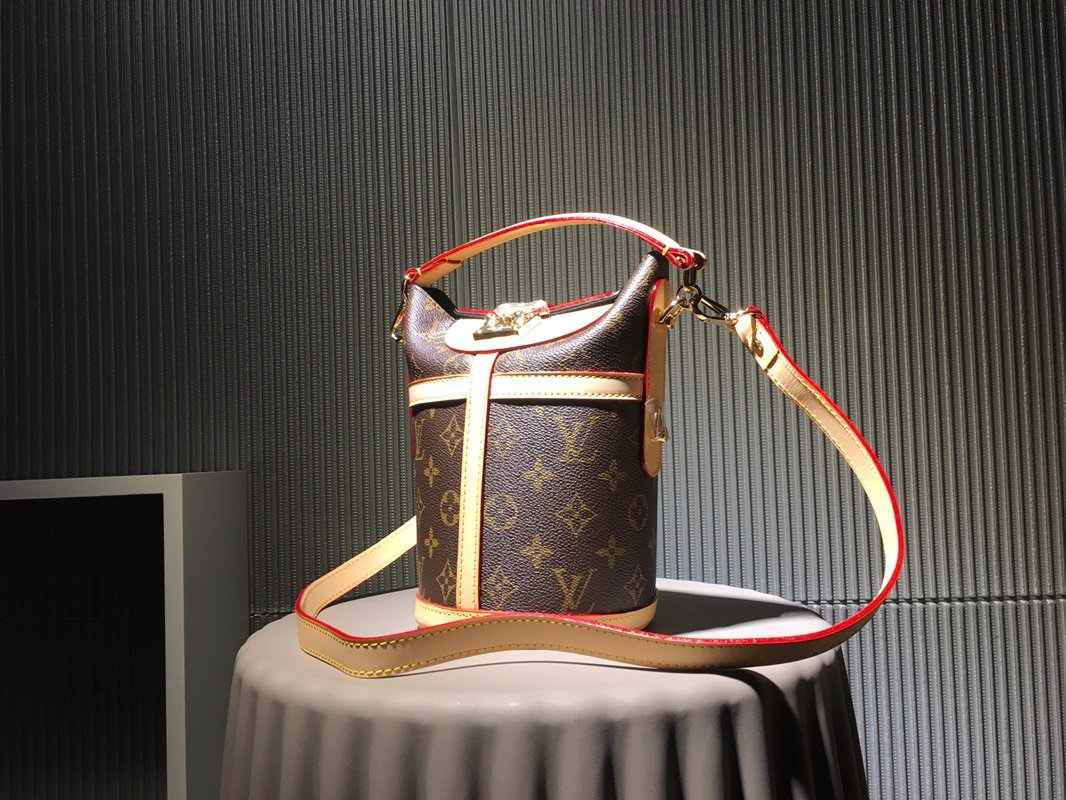Luxe Touch Bags
