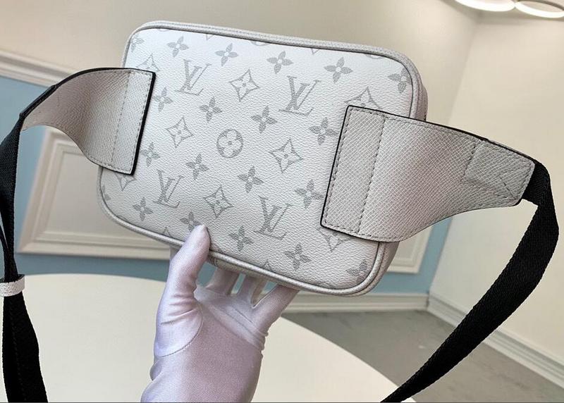 Luxe Touch Bags -   2909