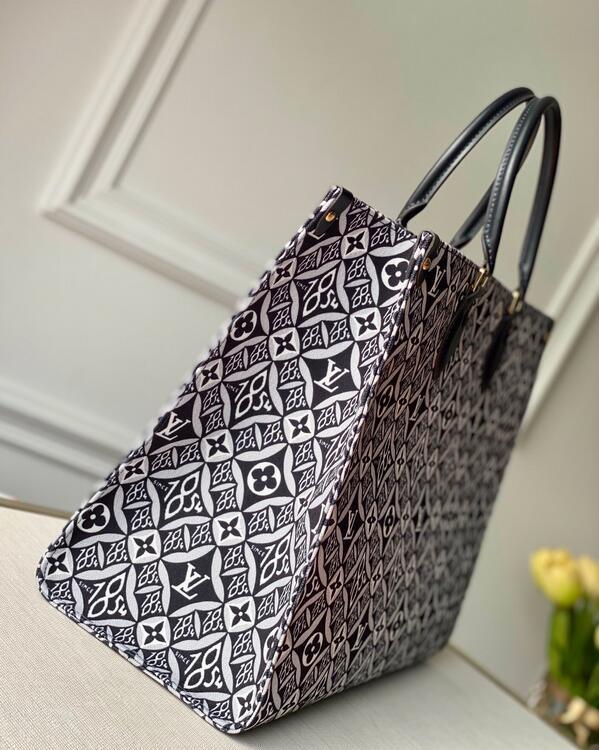 Luxe Touch Bags -   3119