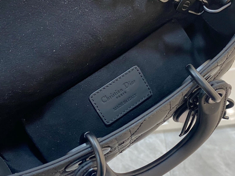LTB - Luxe Touch Bags - 700
