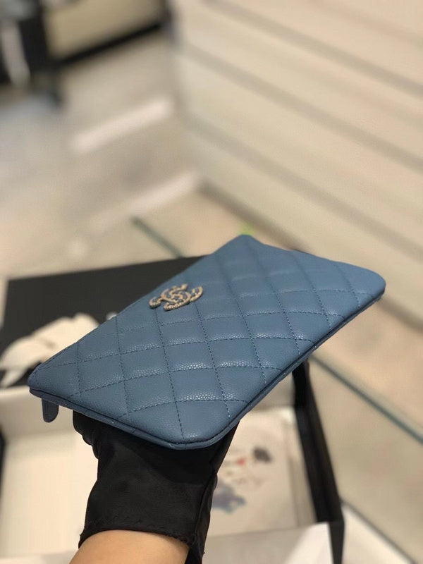 Luxe Touch Bags 

 -  Bags - 2989