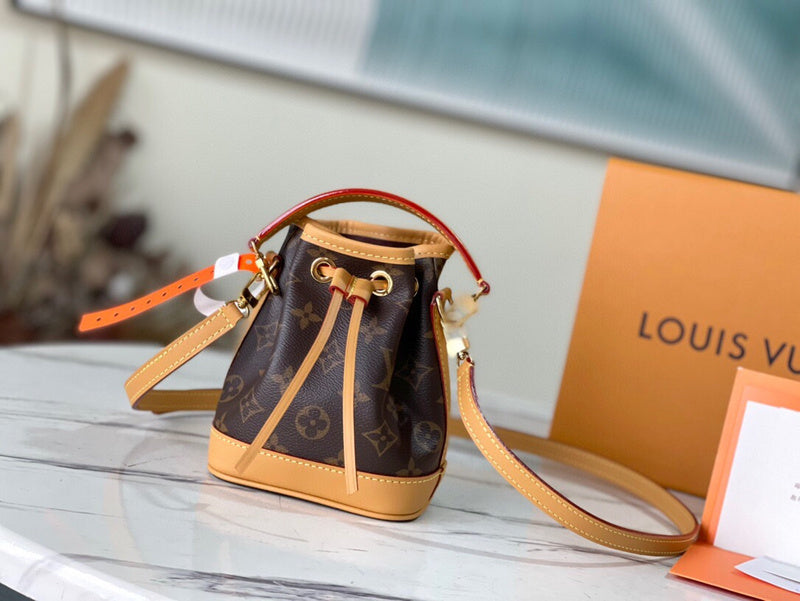 Fashion Luxe Touch bags - 4664