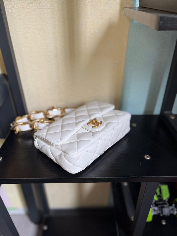 Luxe Touch Bags 

 -  Bags - 3094