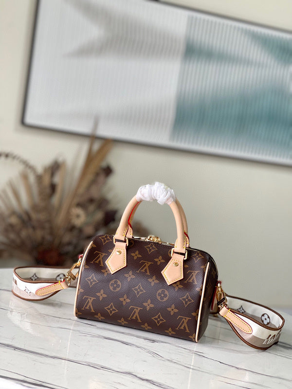Fashion Luxe Touch bags - 4570