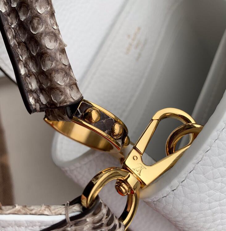 Luxe Touch Bags -   3131