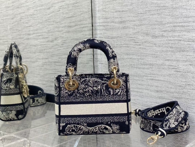 LTB - Luxe Touch Bags - 2208