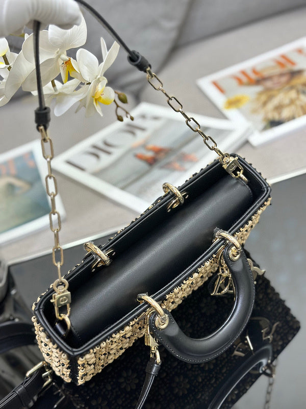 LTB - Luxe Touch Bags - 123