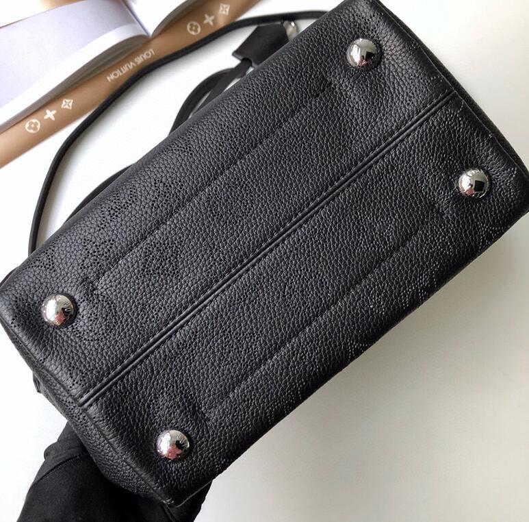 Luxe Touch Bags -   2959