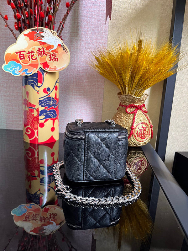 Luxe Touch Bags 

 -  Bags - 3160