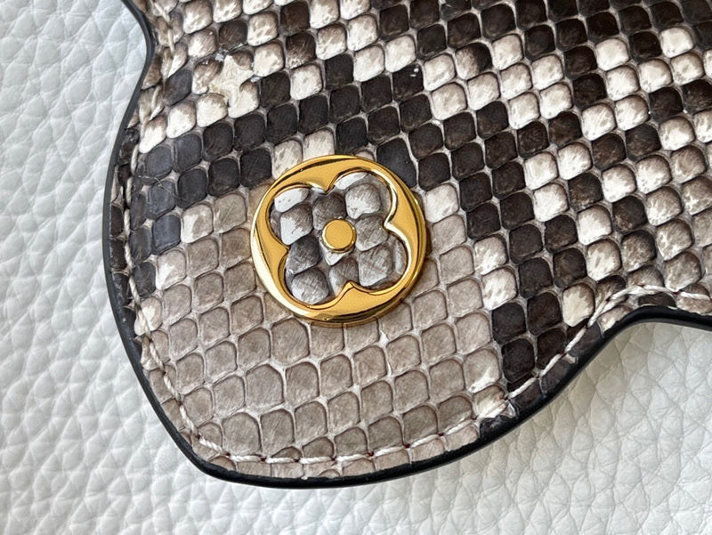Fashion Luxe Touch bags - 5558