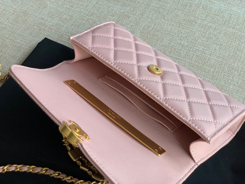 Luxe Touch Bags 

 -  Bags - 2862