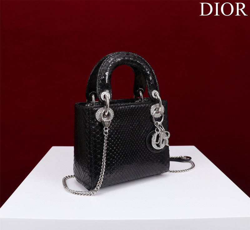 LTB - Luxe Touch Bags - 104