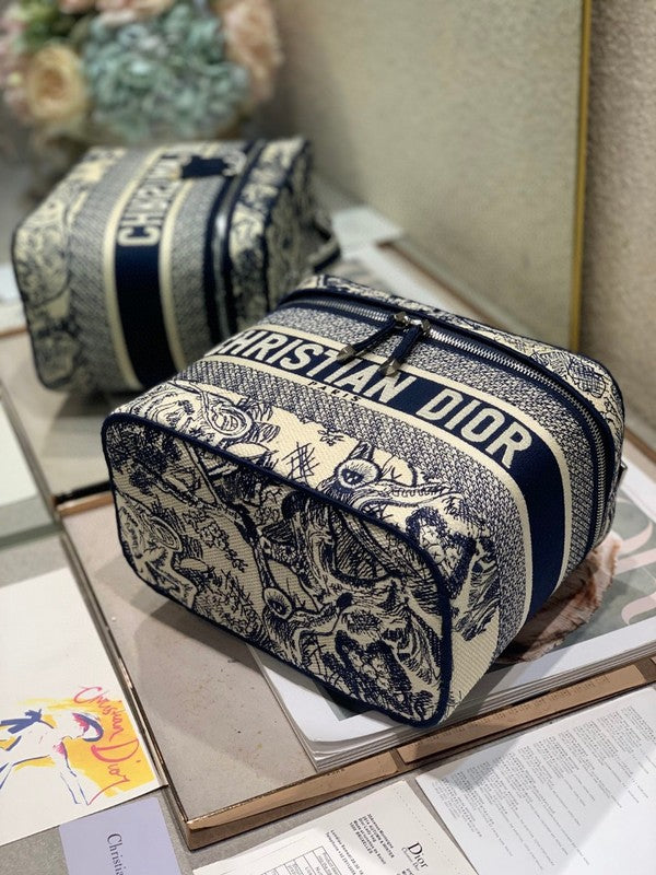 LTB - Luxe Touch Bags - 1972