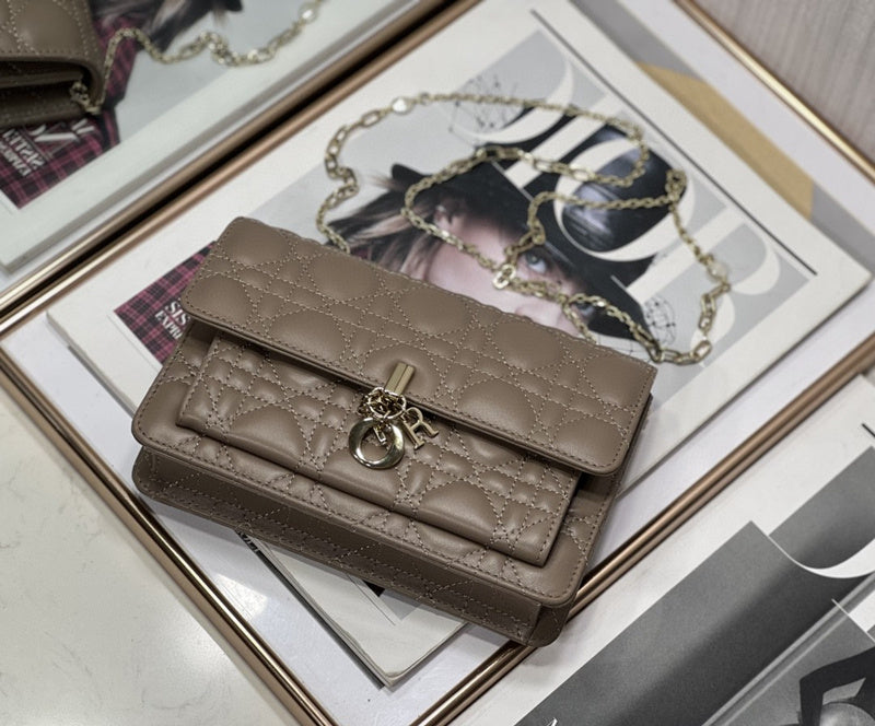 LTB - Luxe Touch Bags - 2197