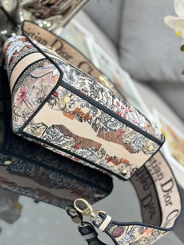LTB - Luxe Touch Bags - 071