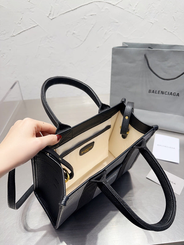 Luxe Touch Fashion - BGA Bags - 1582