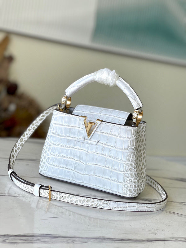 Fashion Luxe Touch bags - 4756