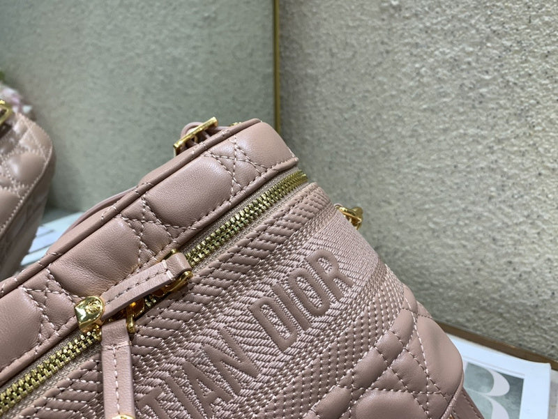 LTB - Luxe Touch Bags - 1953