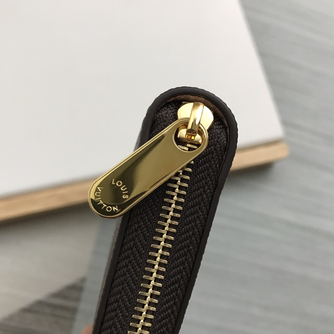 Luxe Touch Bags
