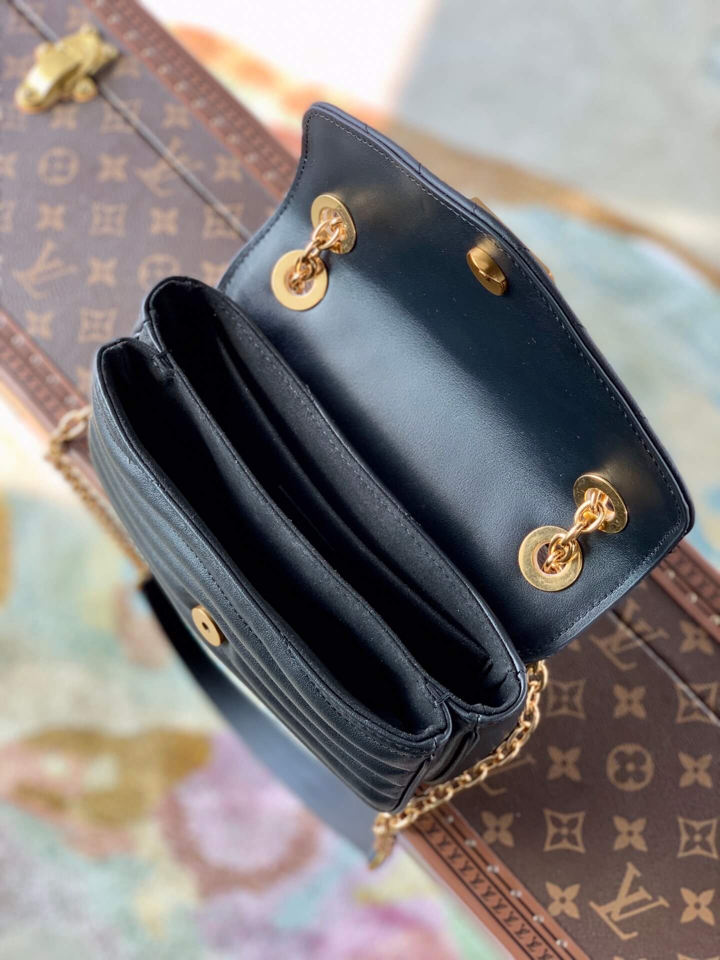 M20687 New Wave black 21cm COWHIDE REAL LEATHER discount