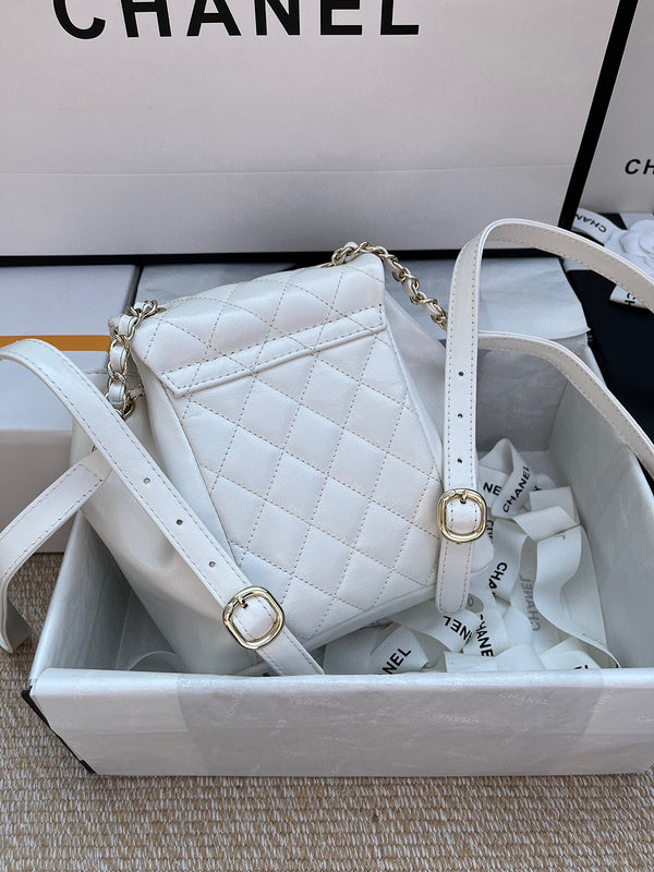 Luxe Touch Bags 

 -  Bags - 3427