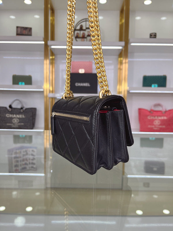 Luxe Touch Bags 

 -  Bags - 3365